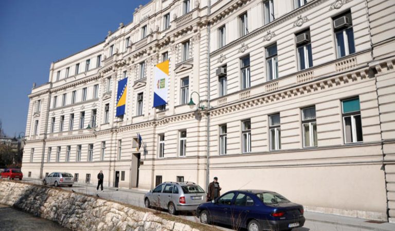 Poziv mladima za predlaganje tema za omladinske projekte