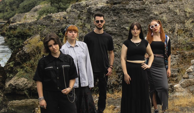 Mostarski bend “Splesh” promoviše album “Domaće neprskano” u Jazzbini